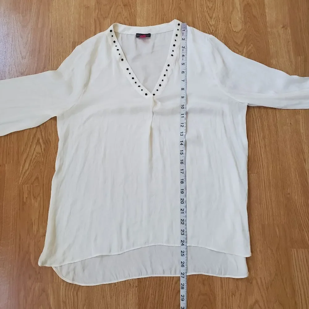 🔆VINCE CAMUTO🔆 Long Sleeve Studded Rumple Blouse - [Medium in Ivory]